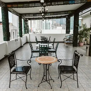 San Agustin Residences , Makati City Filipinas